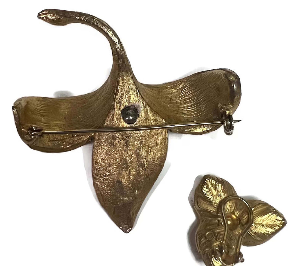 Vintage Brushed Gold BSK Flower Brooch and Lapel Pin - Vintage Lane Jewelry