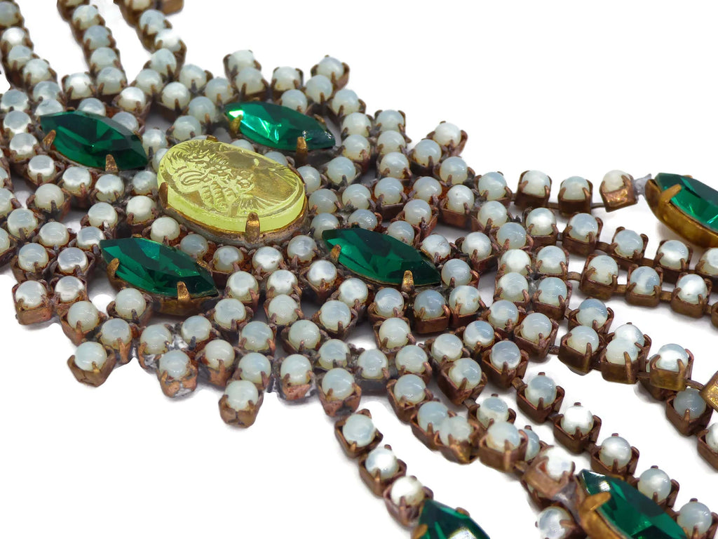 Husar D Vaseline Uranium Necklace