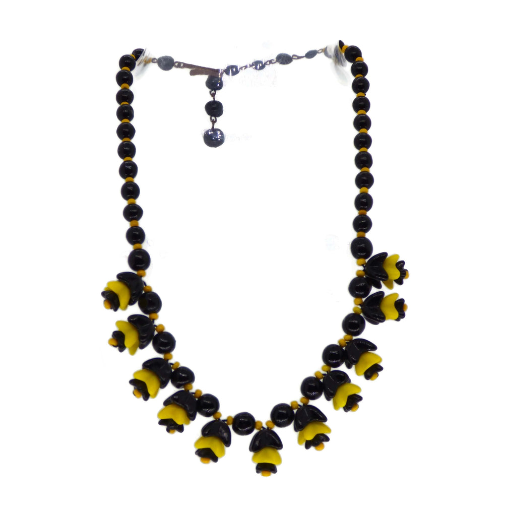 Art Deco Black and Yellow Glass Bead Necklace