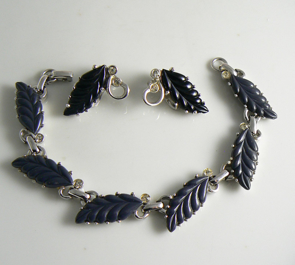 Kramer Black Lucite Leaves And Rhinestone Bracelet And Earring Set