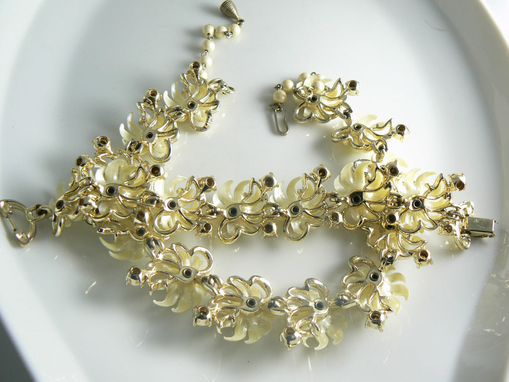 Yellow lucite flowers jonquil rhinestones necklace bracelet set - Vintage Lane Jewelry