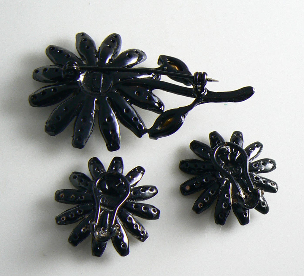 Capri Japanned Black Metal & Rhinestone Flowers Pin Earring Set - Vintage Lane Jewelry