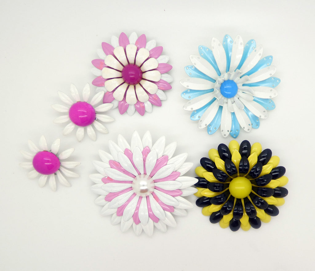 Large Enamel Flower Pins Daisy Lot and pierced Style Daisy Earrings