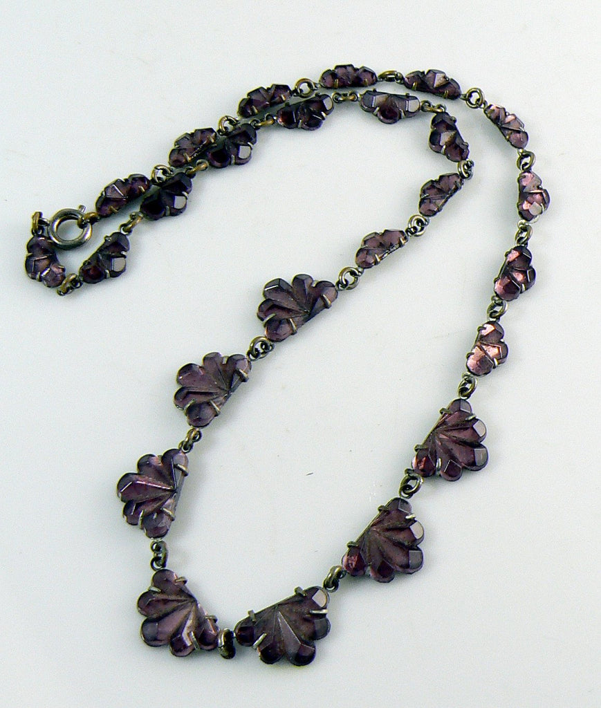 Vintage Art Deco Purple Vauxhall Glass Necklace