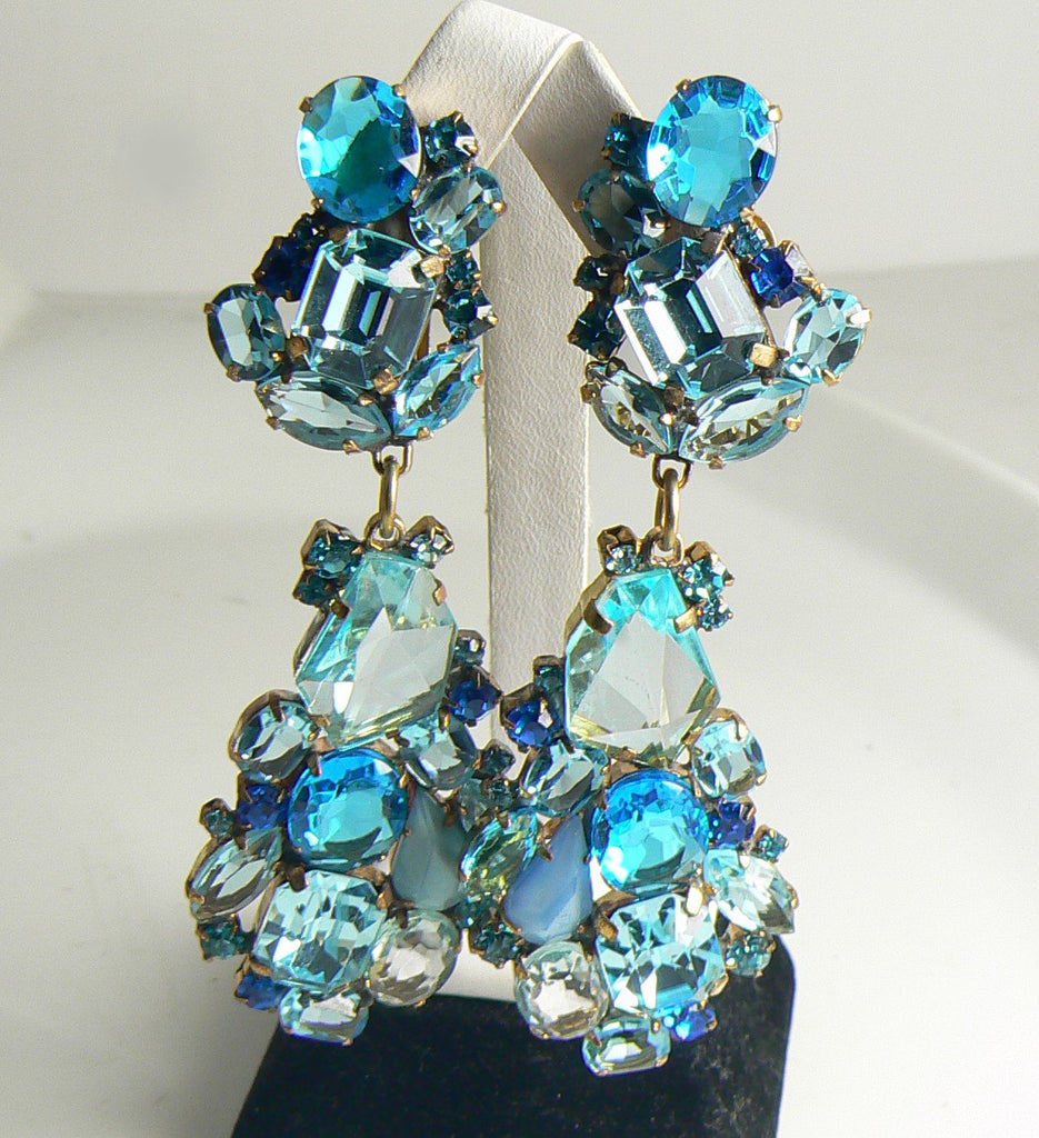 Czech Glass Dangling Clip Earrings Shades of Light Blue