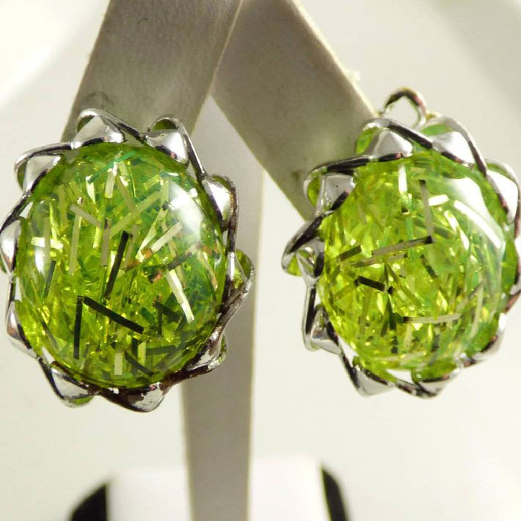 Confetti Vaseline Uranium Clip Earrings
