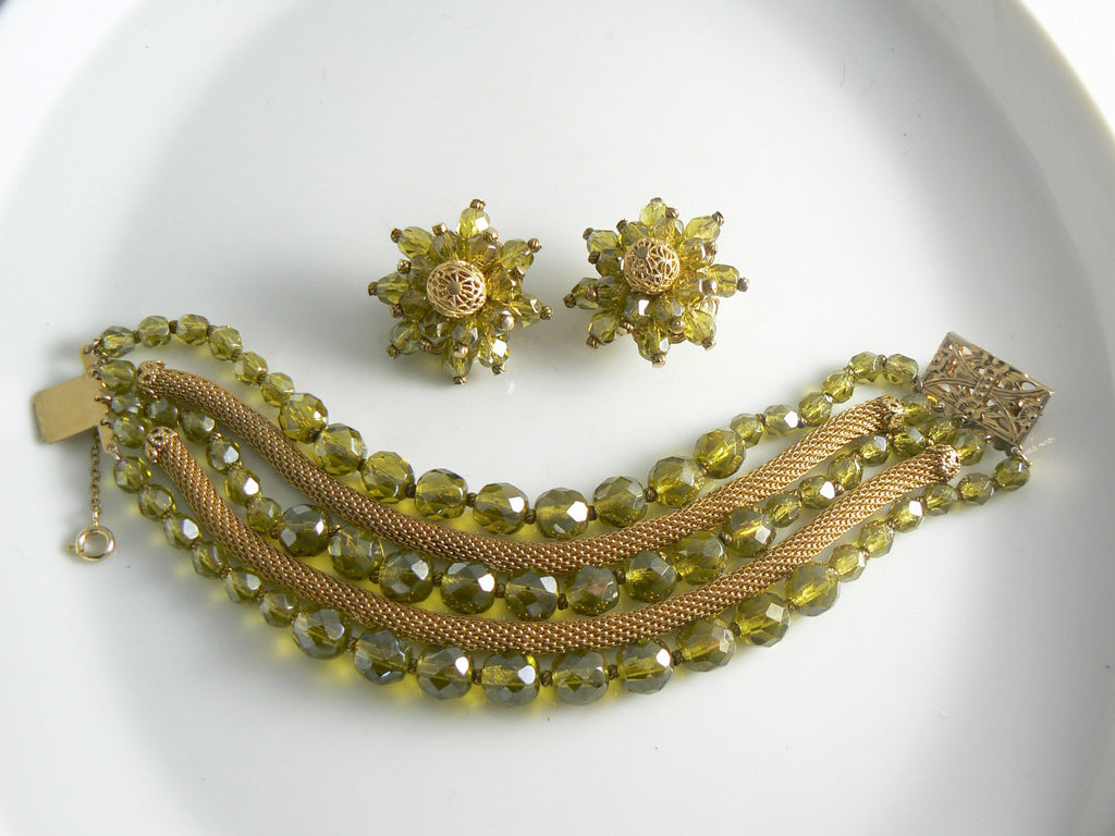 Stunning Hobe Green Crystal And Gold Mesh Bracelet Earring Set