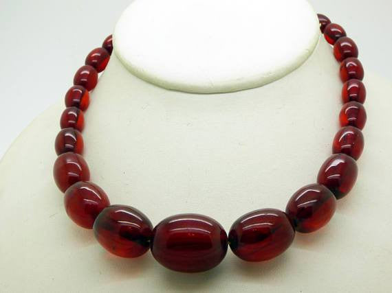 Vintage Cherry Bakelite Graduated Bead Art Deco Necklace