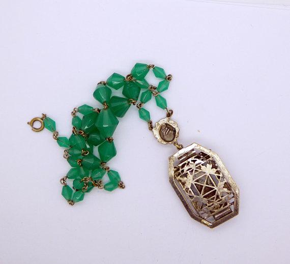 Vintage Chrysoprase Glass Czech Necklace Art Deco Rose Lariat - Vintage Lane Jewelry