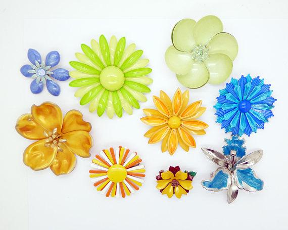 Enamel Flower Pins Lot, 9 pins, Flower Brooches, Daisy Lot