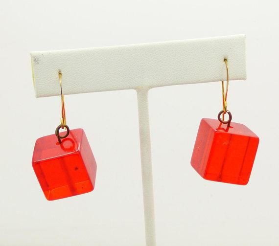 Red Bakelite Prystal Cubes Celluloid Chain Necklace and Earrings - Vintage Lane Jewelry