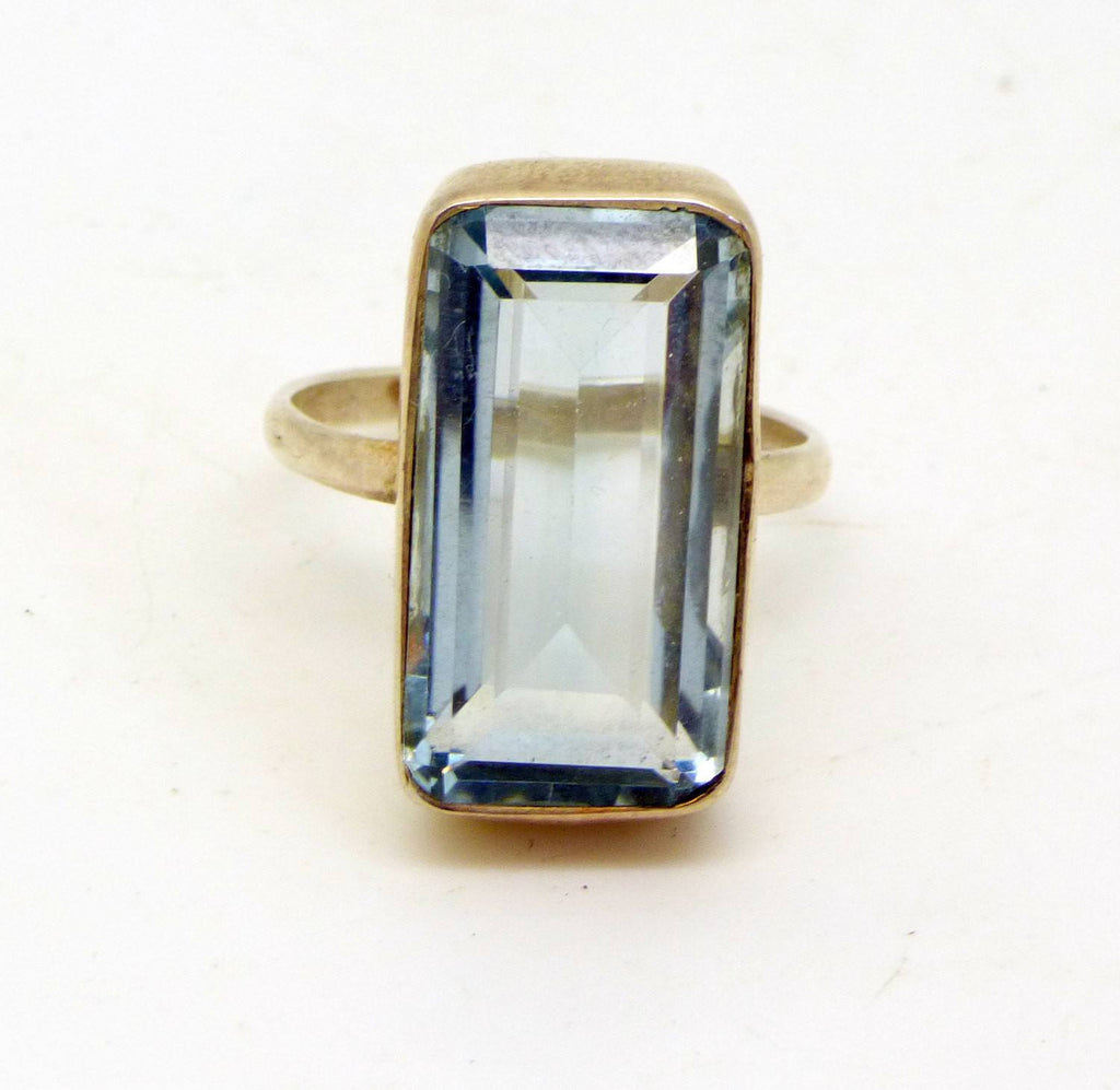 16CT Aquamarine Modernist Sterling Silver Ring