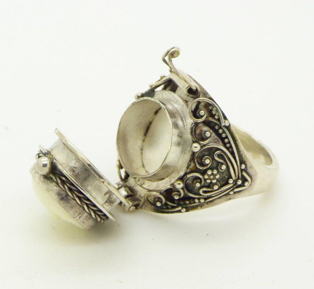 Balinese Bone Sterling Silver 925 Poison Ring, Pill Box Ring, Size 8.5 - Vintage Lane Jewelry