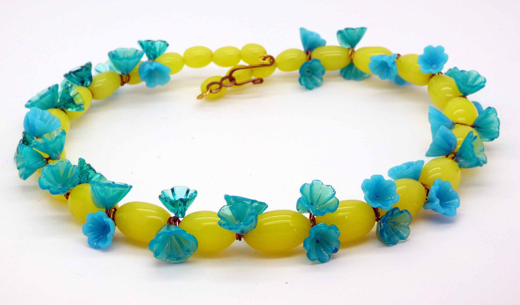 Czech Vaseline Uranium Glass Flower Necklace