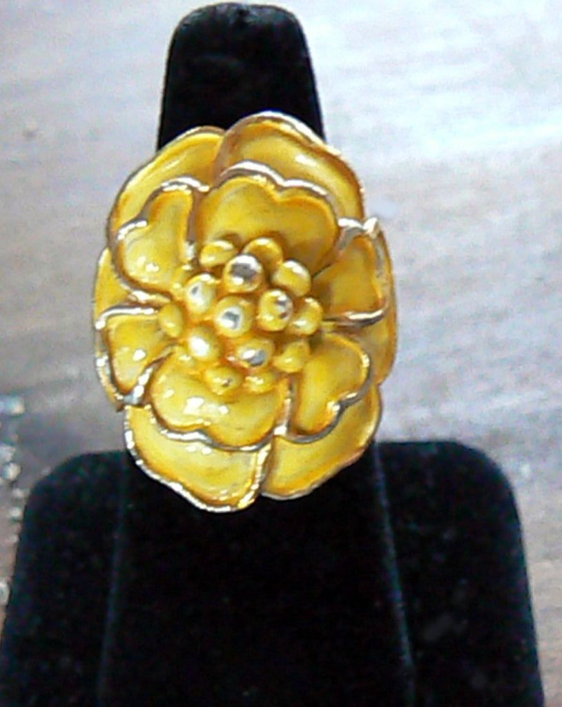 Vintage Hollycraft Yellow Enamel Magnolia  Parure - Vintage Lane Jewelry