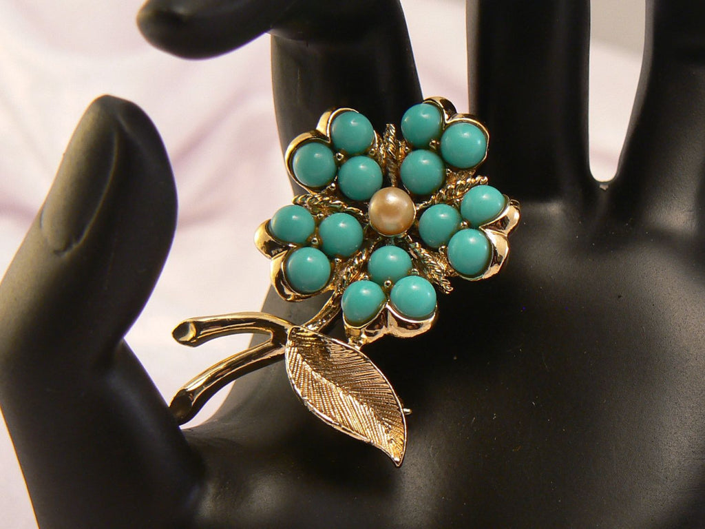 Sarah Coventry Flower Brooch
