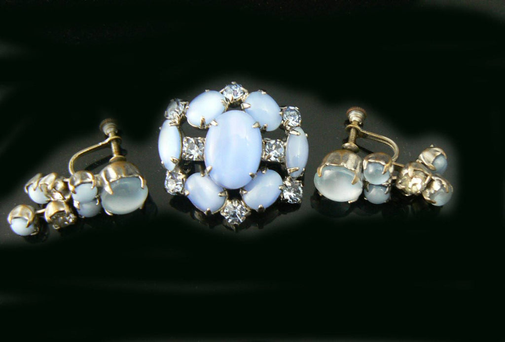 Pretty Blue Married Pair