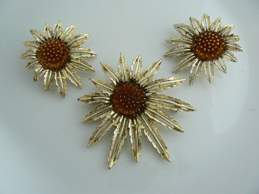 Vintage Sarah Coventry Sunflower Demi Parure