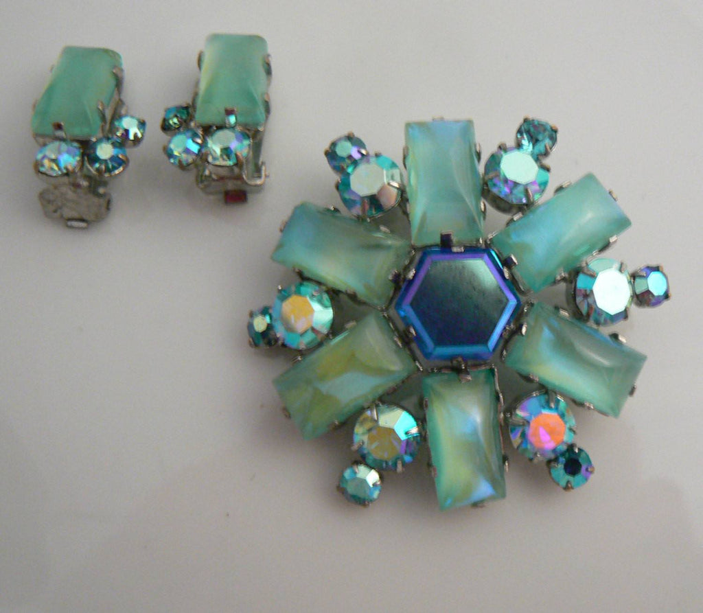 Green Art Glass Demi Parure