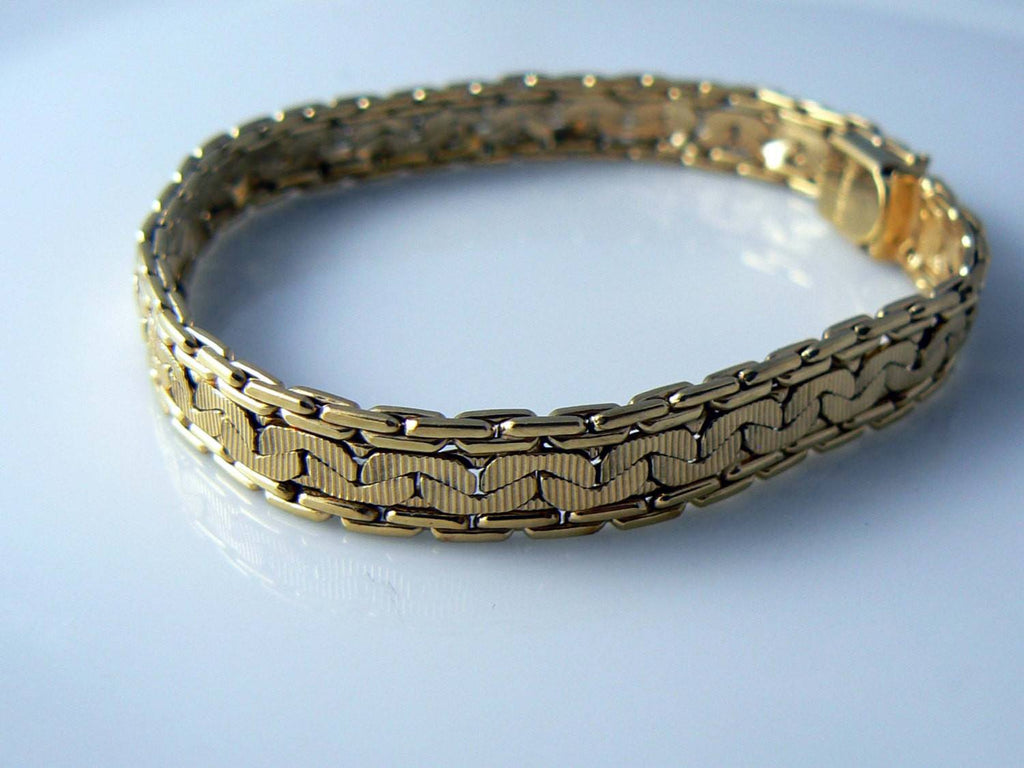 Krementz Herringbone Bracelet