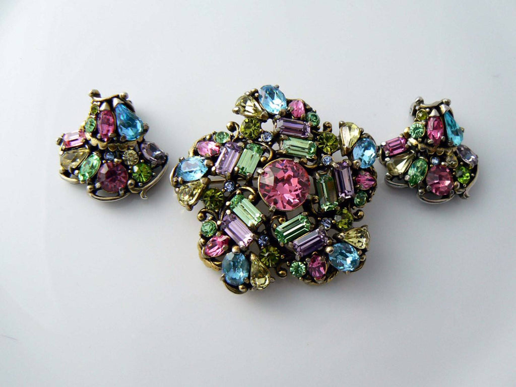 1953 Classic Hollycraft Pastel Rhinestone Brooch And Earrings