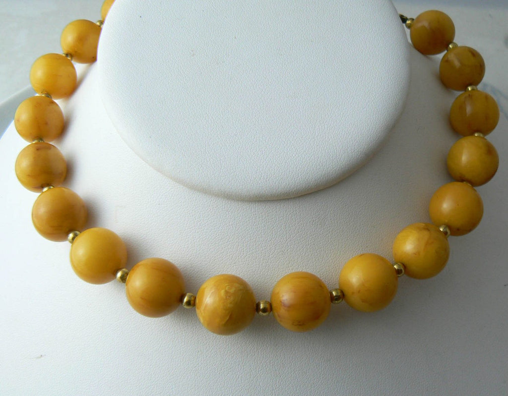 Vintage Bakelite Bead Necklace