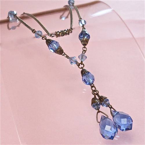 Pretty Vintage Czech Art Deco Blue Glass Drop Necklace