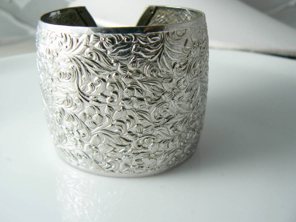 Sara Coventry Chunky Silver Tone Repousse Floral Cuff