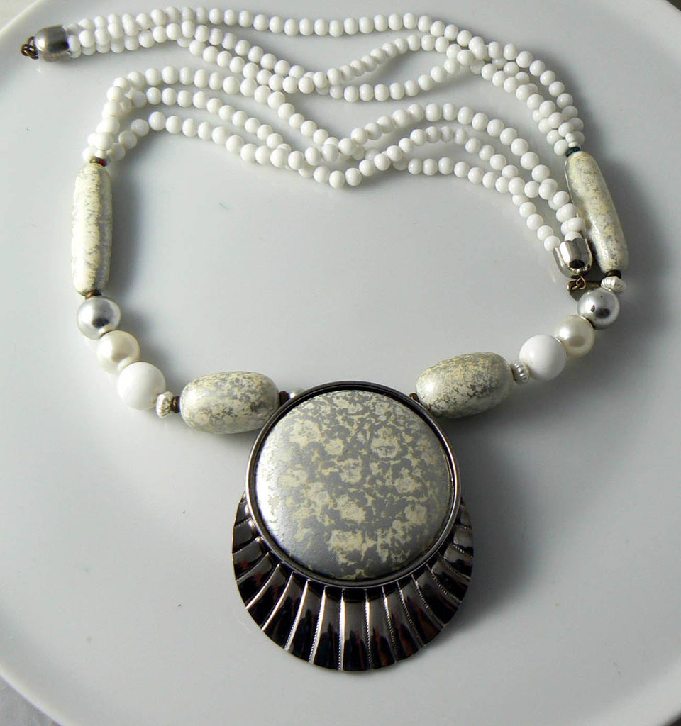 Vintage Miriam Haskel Chunky Milk Glass And Mottled Bead Necklace
