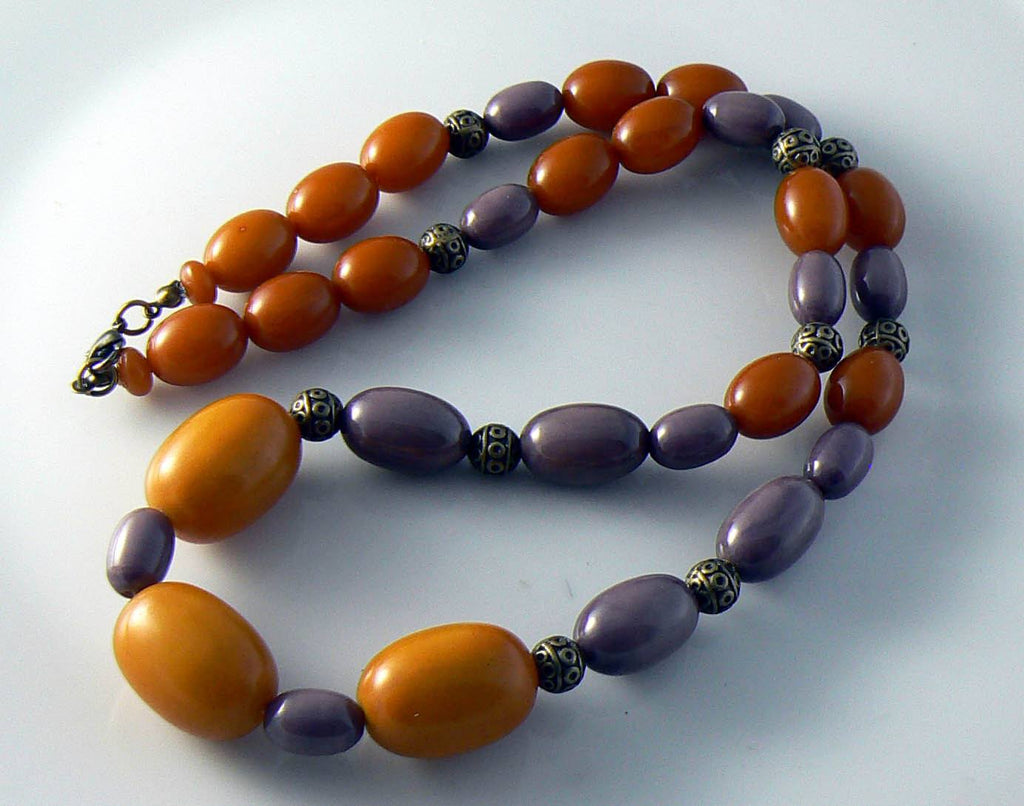 Antique Butterscotch And Lilac Bakelite Necklace