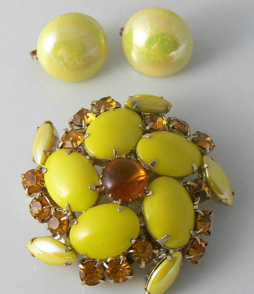 Vintage yellow milk glass and topaz rhinestone demi parure