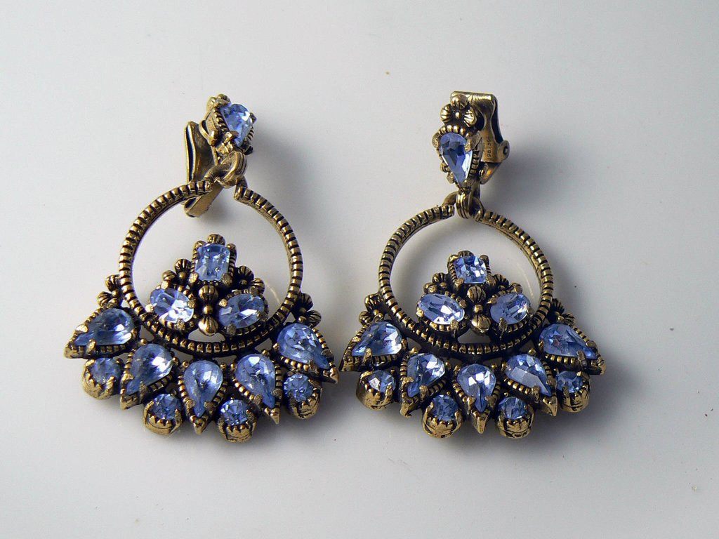 Hollycraft Blue Rhinestone Dangle Earrings