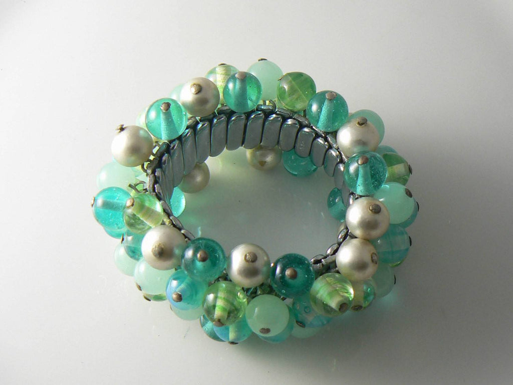 Vintage Expansion Cha Cha Bracelet Faux Pearls Art Glass Beads - Vintage Lane Jewelry