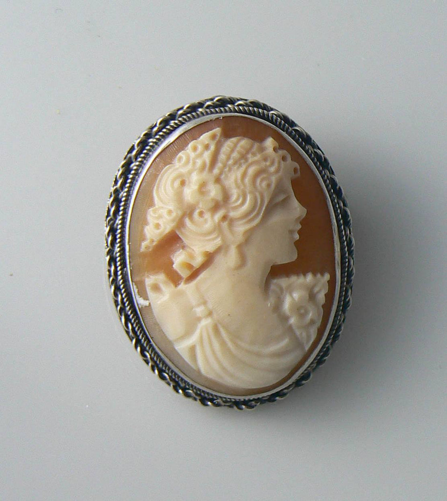 Vintage Itailian Signed Borriello Cameo Pin / Pendant