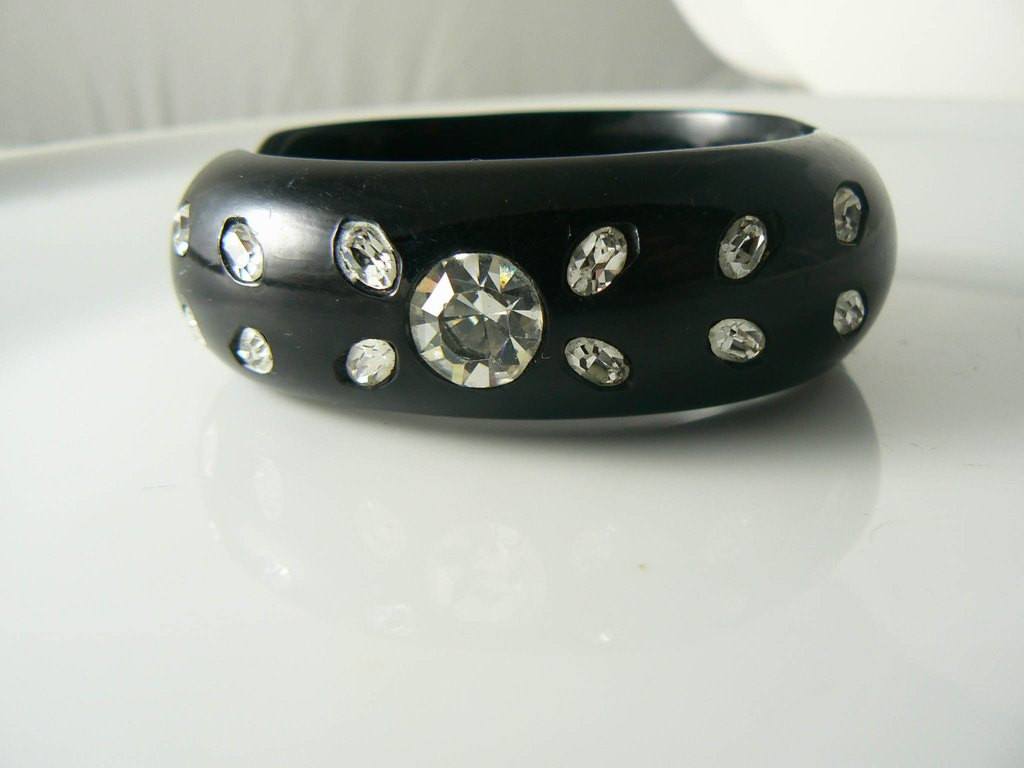 WEISS Unsigned Black Thermoset Sparkling Ice Rhinestone Clamper Bracelet