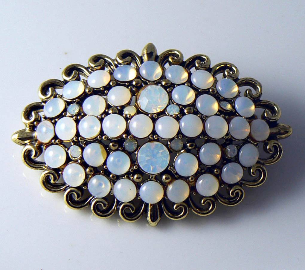 Vintage Hollycraft Opalescent Brooch