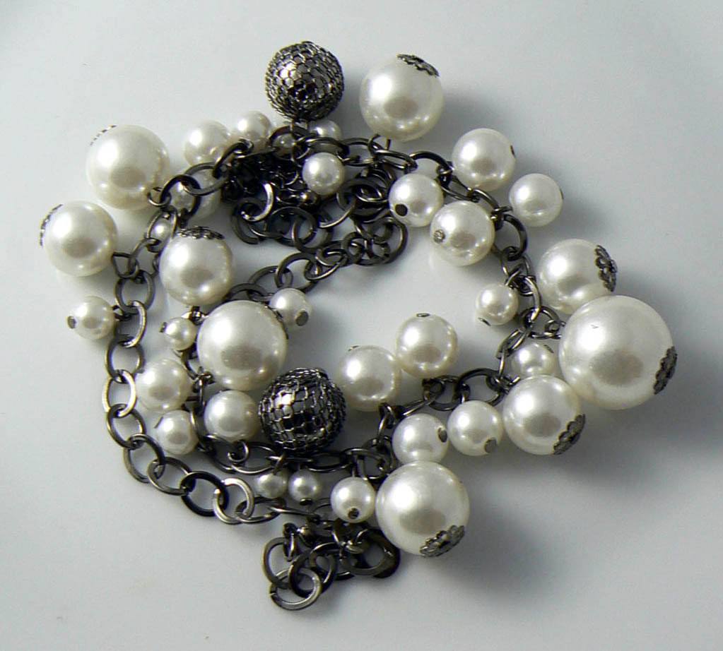 Vintage Silver Tone Faux Pearl Beaded Necklace