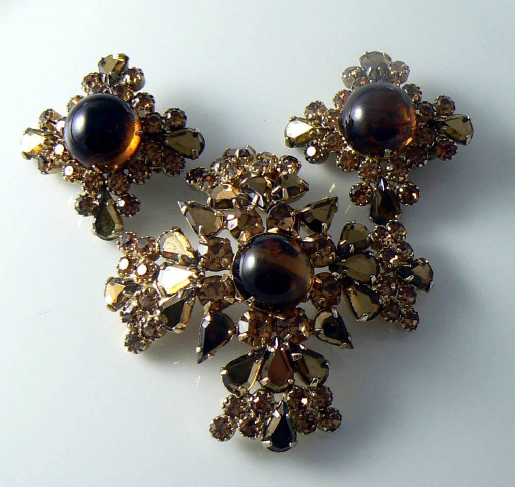 Gorgeous Topaz Glass Cabochon & Rhinestone Pin/pendant Earring Set