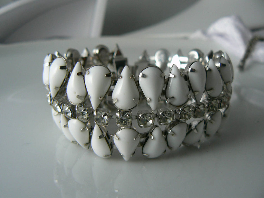 Vintage Kramer Book Piece Poured Milk Glass Rhinestone Set - Vintage Lane Jewelry