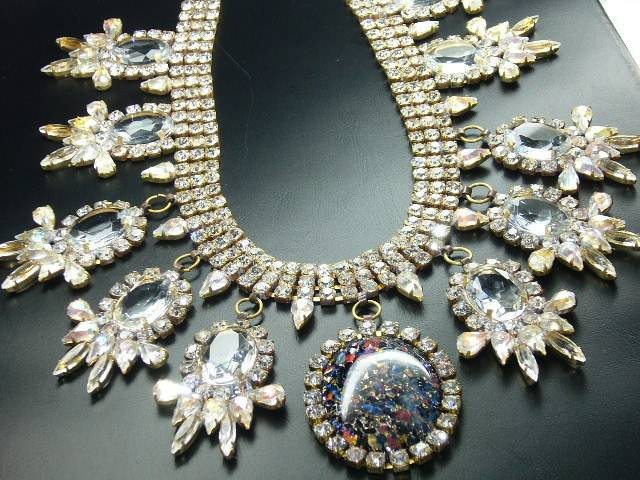 Rhinestone Exclusive Vintage Necklace Signed Bijoux M.g.