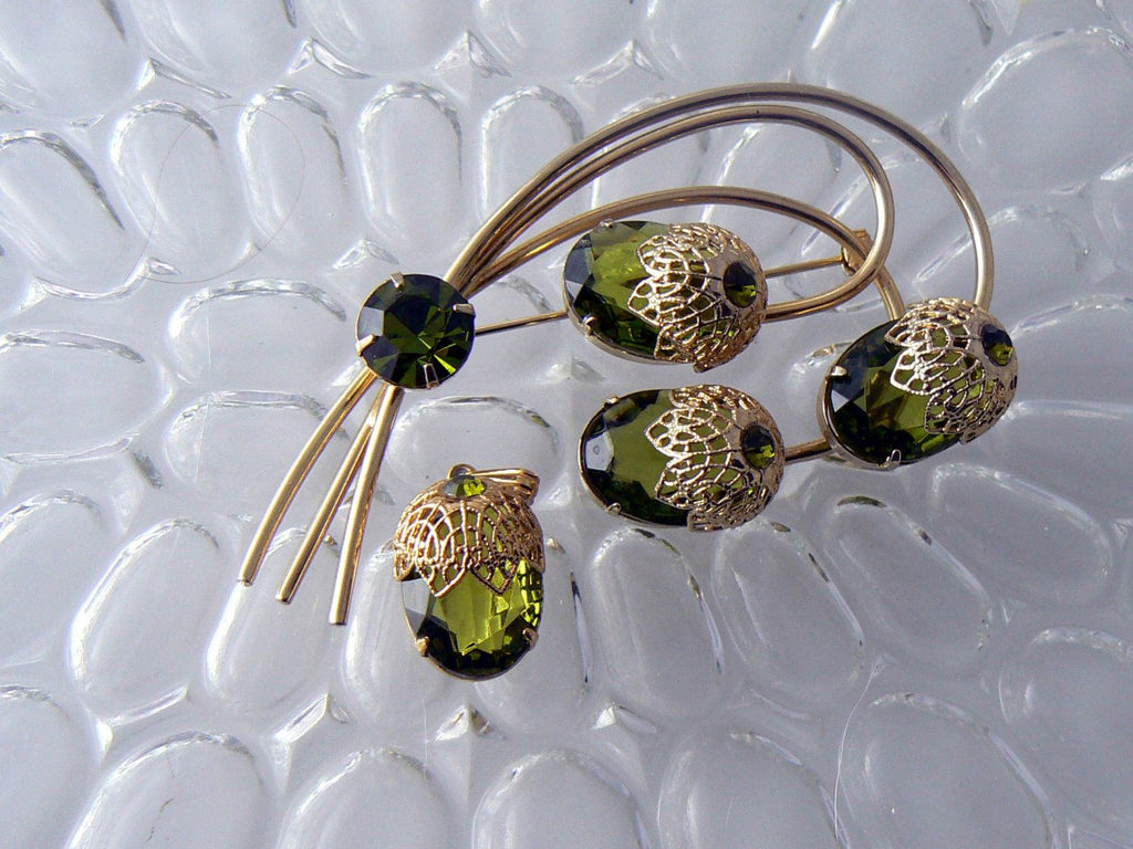 D & E For Sarah Coventry, A Touch Of Elegance Brooch And Pendant
