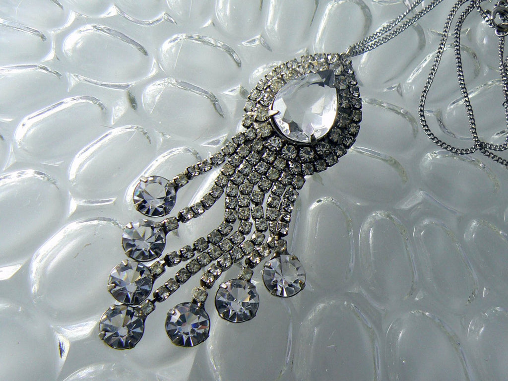 Vintage Lisa Crystal Drippy Lavalier Necklace - Vintage Lane Jewelry