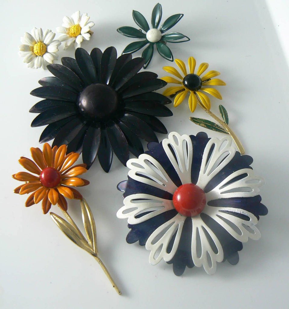 Enamel Daisy Flower Lot