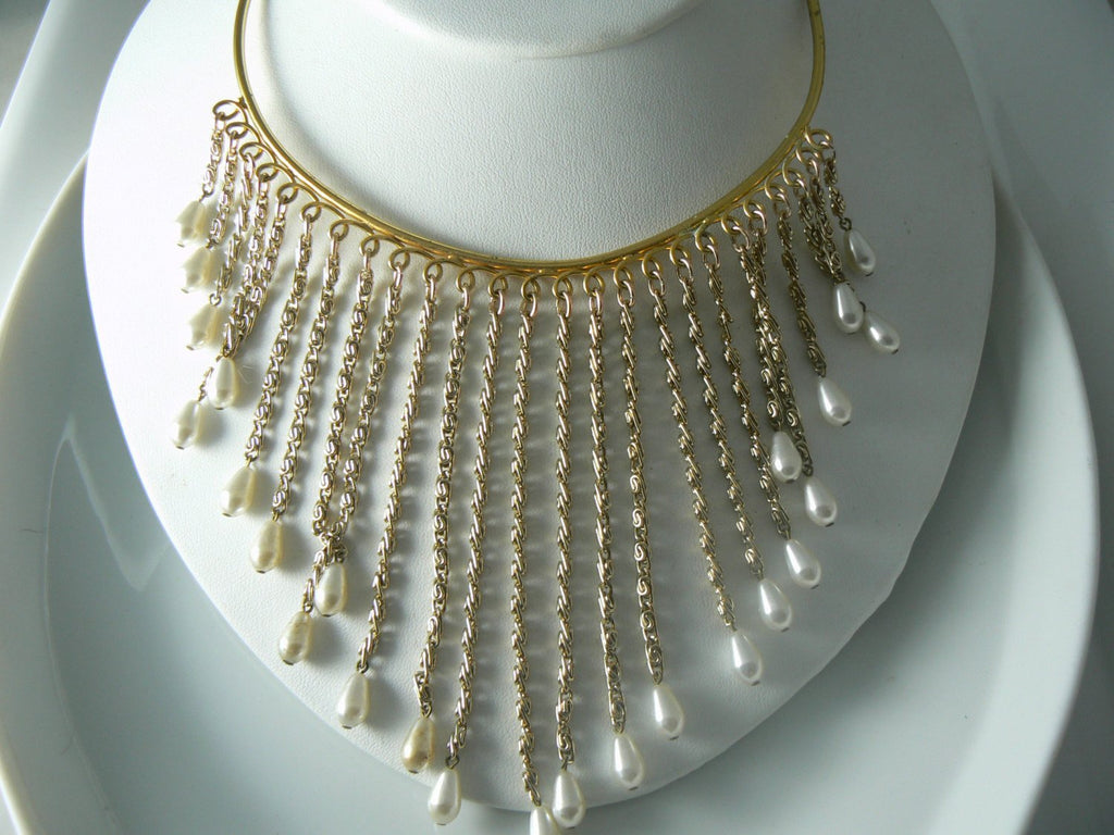 Vintage Dangling Faux Pearl Bib Necklace