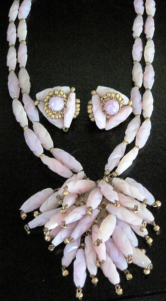 Hobe Pink Fringed Necklace Earring Set