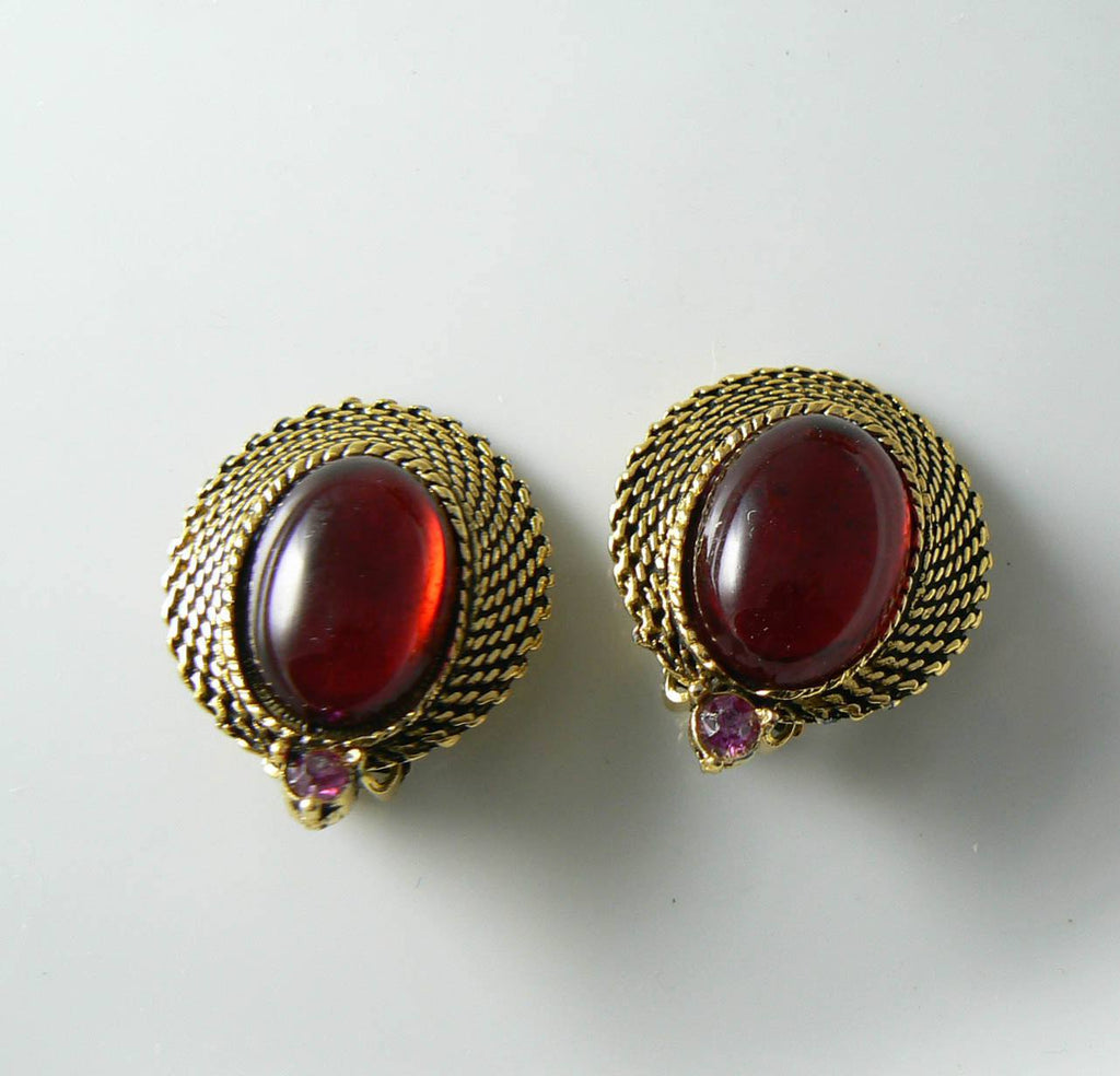 Gorgeous Red Lucite Pink Rhinestone Gold Mesh Demi Parure - Vintage Lane Jewelry