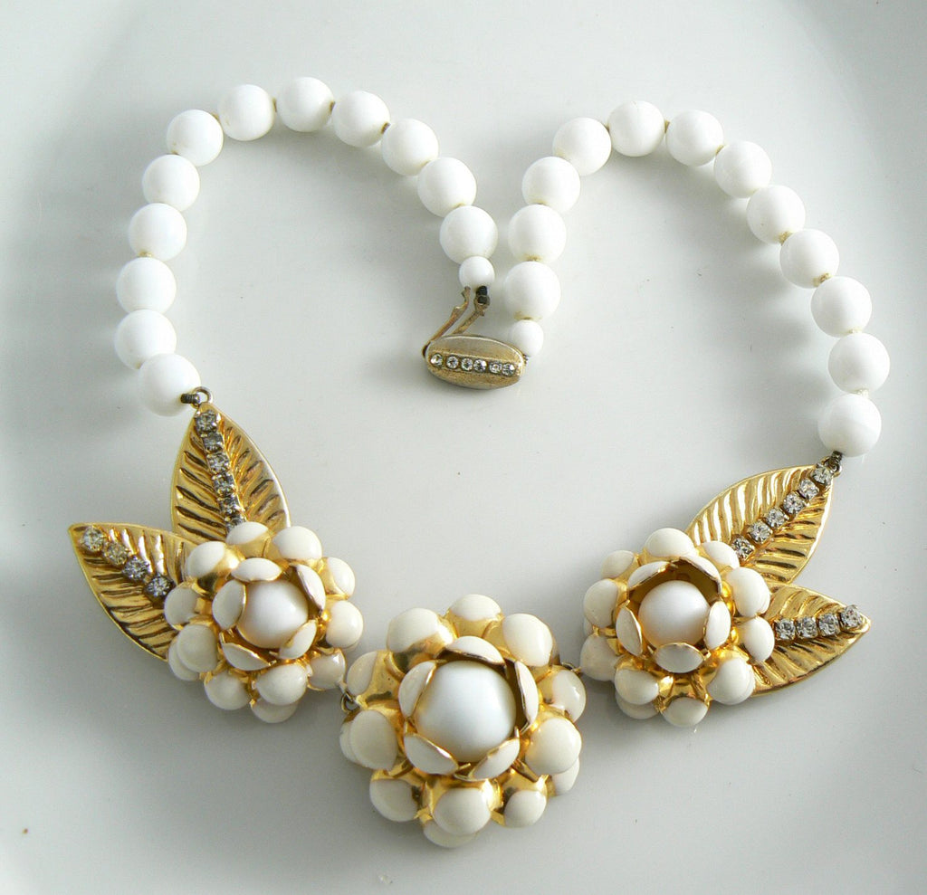 Beautiful Huge White Glass Enamel & Rhinestone Flowers Necklace