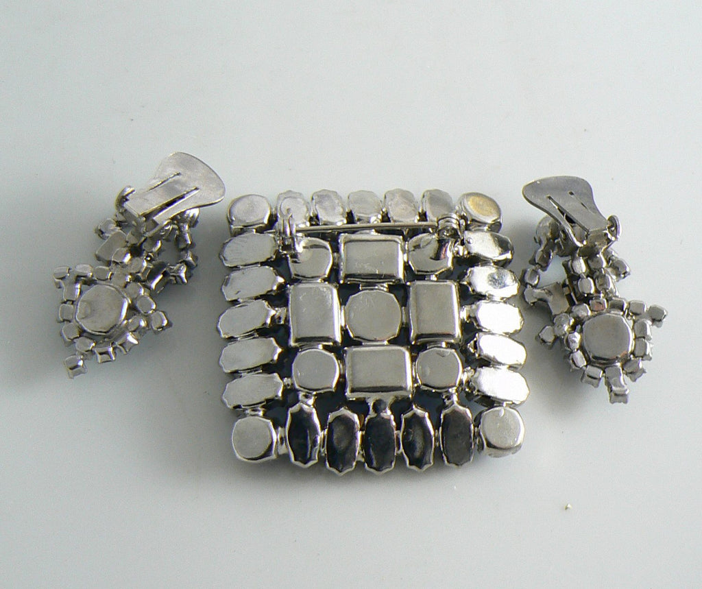 Beautiful Baby Blue Rhinestone Vintage Pin Earring Set - Vintage Lane Jewelry