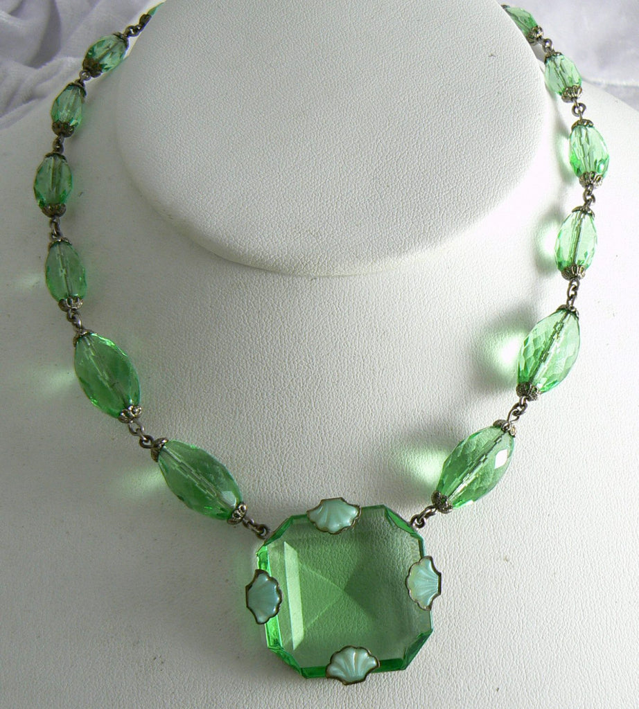 Beautiful Czech Art Deco Green Glass Necklace - Vintage Lane Jewelry