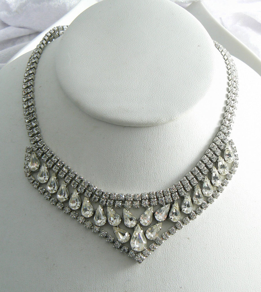 Vintage Signed Weiss Fiery Rhinestone Bib Collar Necklace